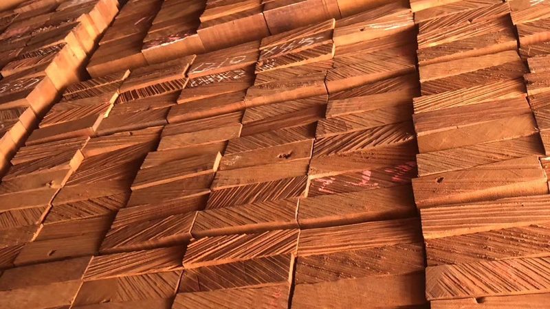 商用锁扣地板：揭秘十大品牌背后的技术奥秘