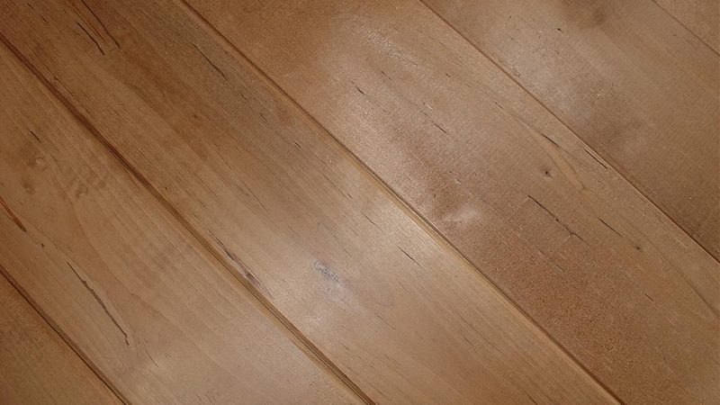 商业地板材质对比：不同场景下的真实差异